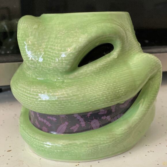 Disney Store Oogie Boogie Figural Mug Color Changing Nightmare Before Christmas - Picture 2 of 11